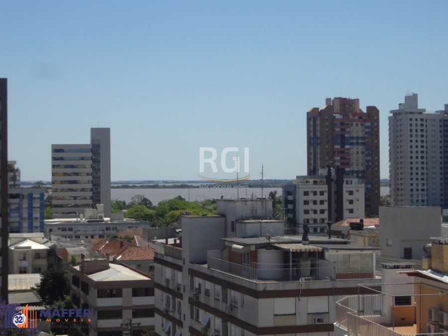 Cobertura para Venda - 267m², 3 dormitórios, sendo 1 suites, 2 vagas - Menino Deus