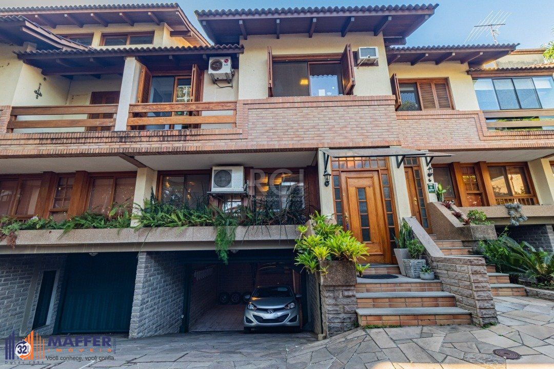 Casa de Condomínio 4 quartos à venda, 246m², Tristeza - Porto Alegre