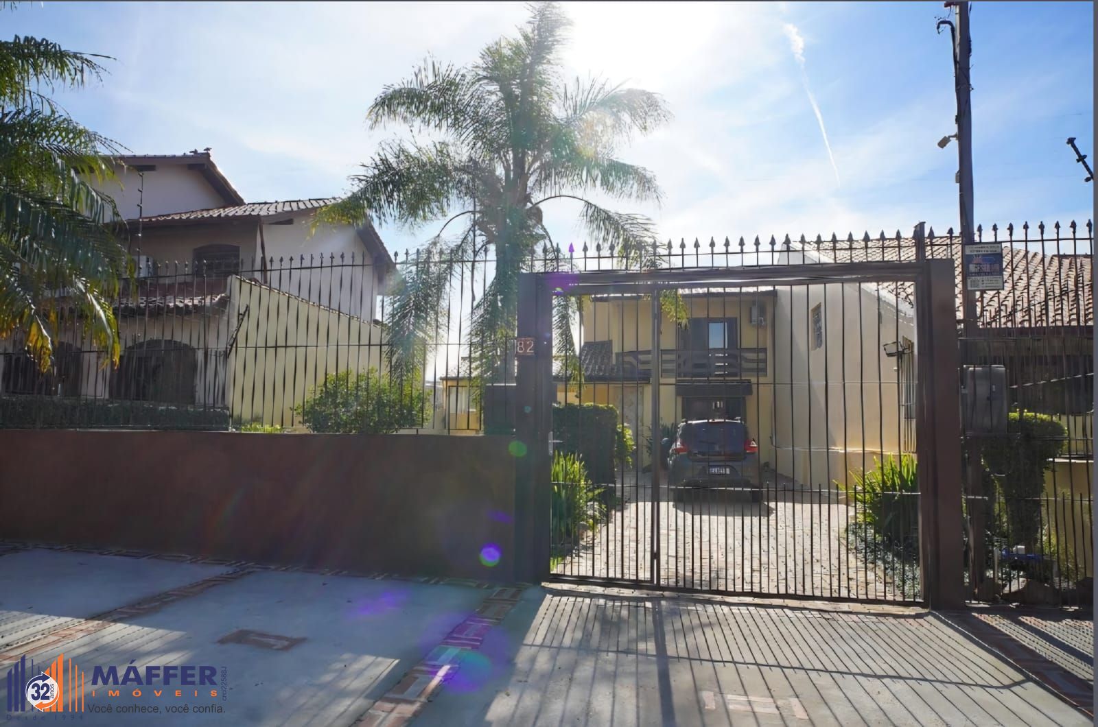 Casa com Piscina - no Partenon