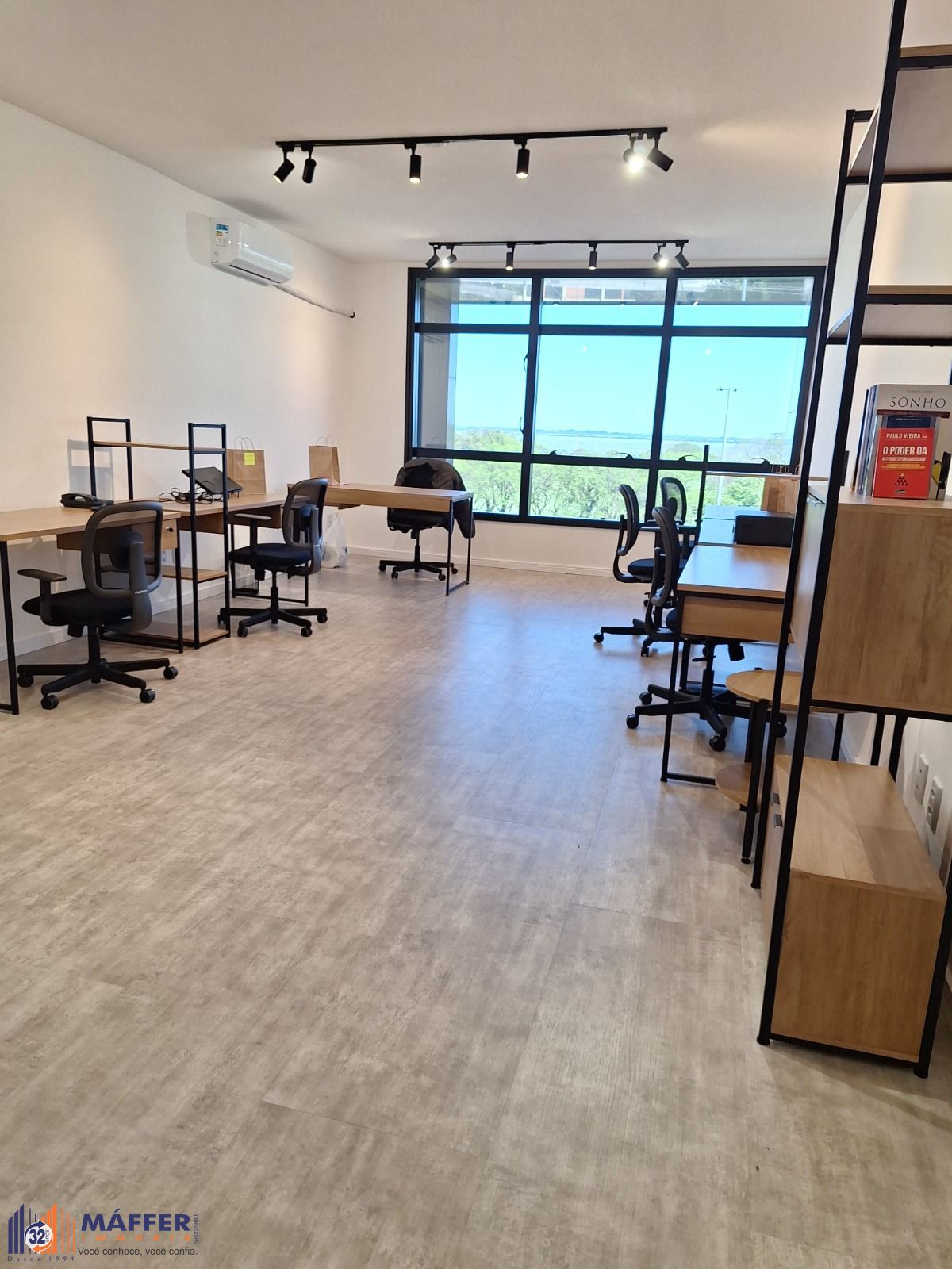 Sala Comercial no Park Offices, 1 sala, à venda, 45 m², Menino Deus - Porto Alegre — foto 2