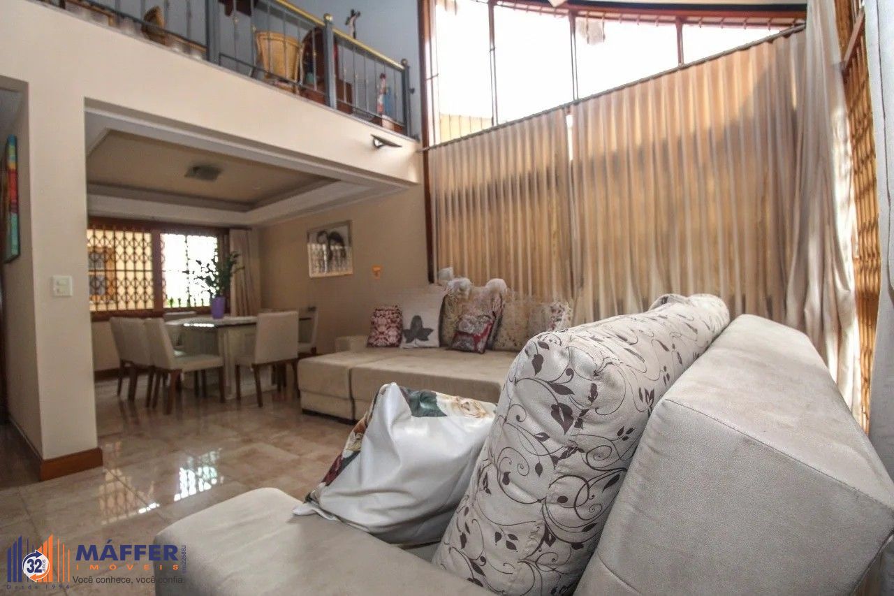 Casa, 3 suítes, à venda, 613 m², Medianeira - Porto Alegre — foto 2