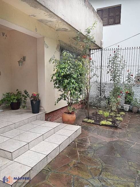 Casa para Venda - 160m², 4 dormitórios, 2 vagas - Vila Ipiranga