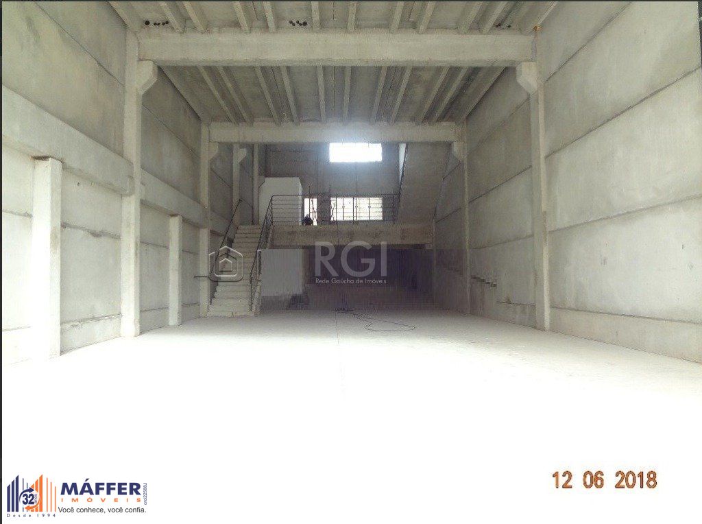 Loja para Venda - 810m², 0 dormitórios, Glória