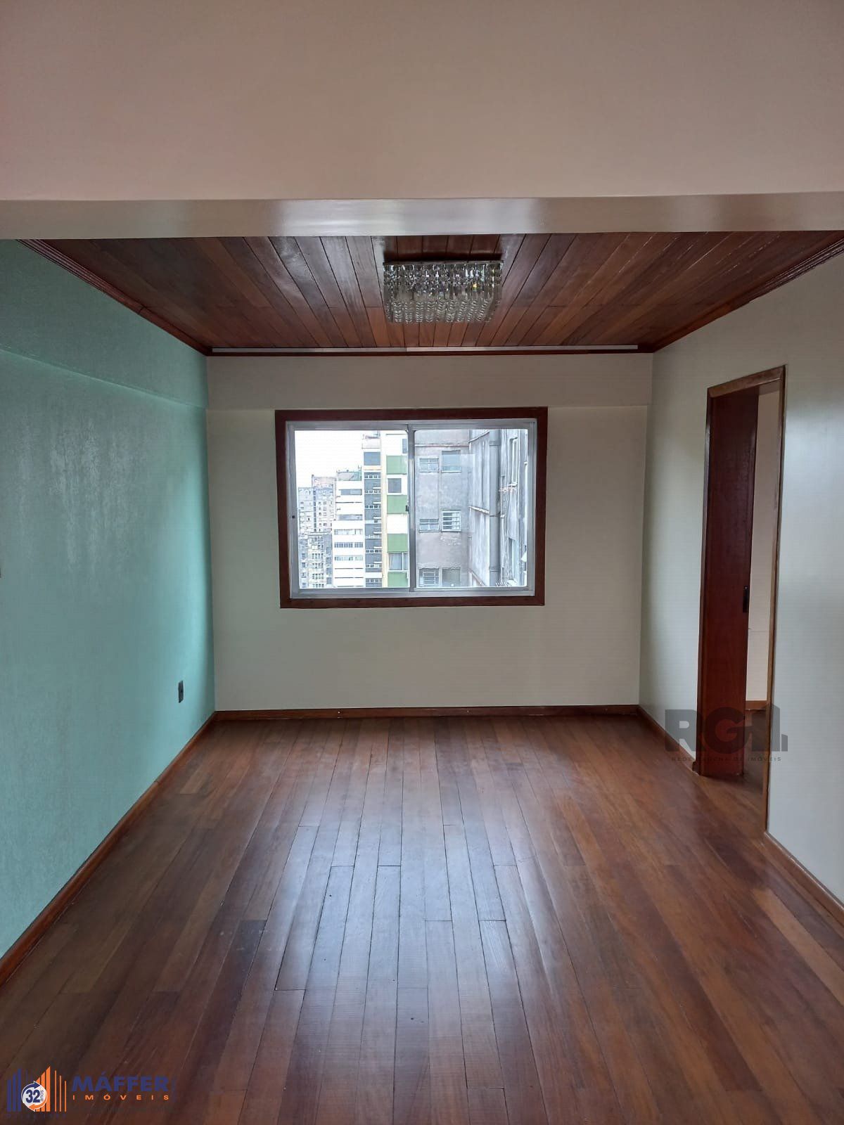 Apartamento de 2 dormitórios no centro venda