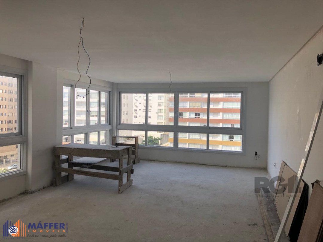 Apartamento 3 dormitórios, bairro Navegantes.