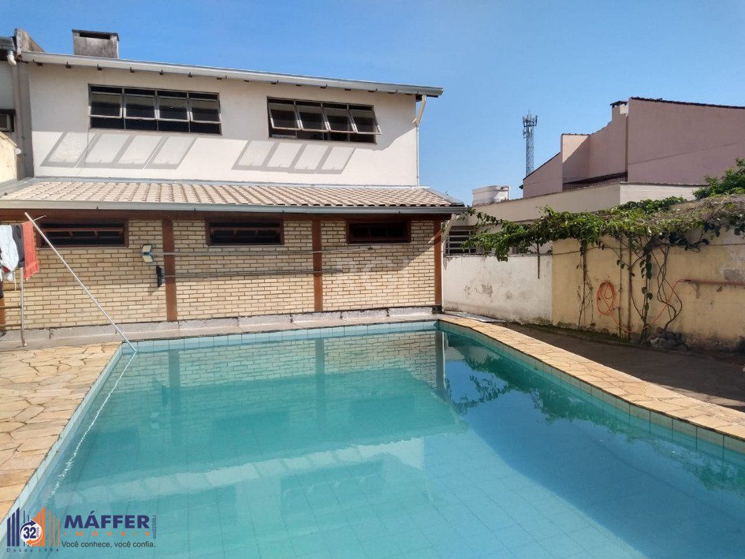 Casa para Venda - 322.4m², 2 dormitórios, 7 vagas - Cristal