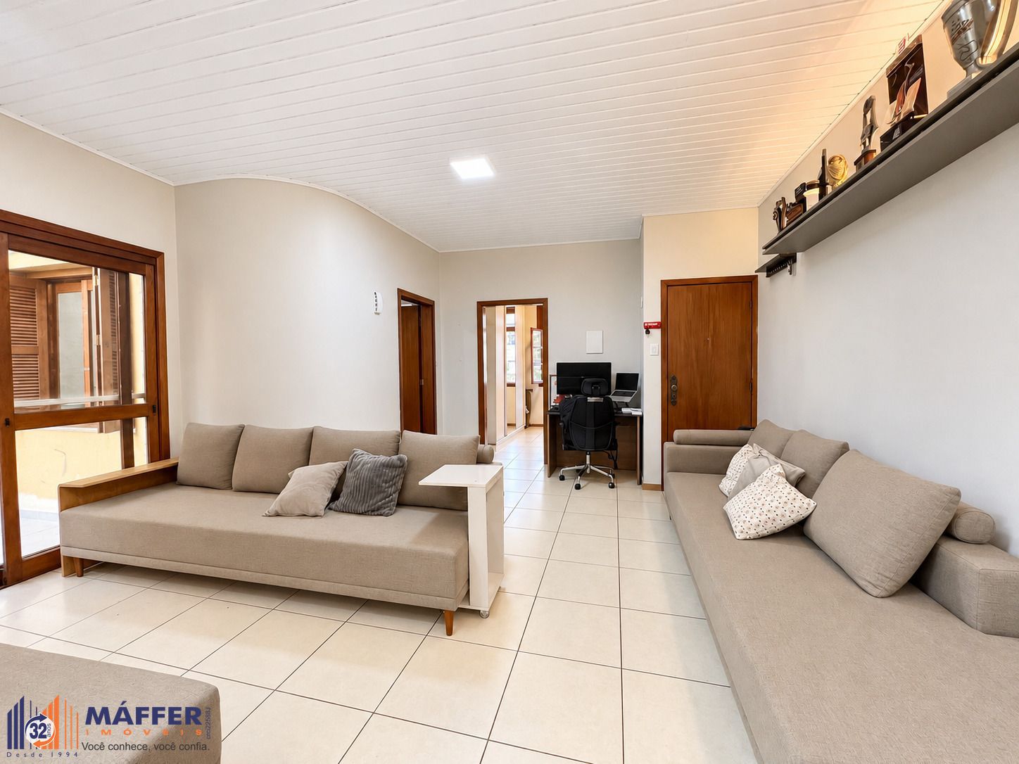 sala-tv-apartamento-2-dormitorios-petropolis