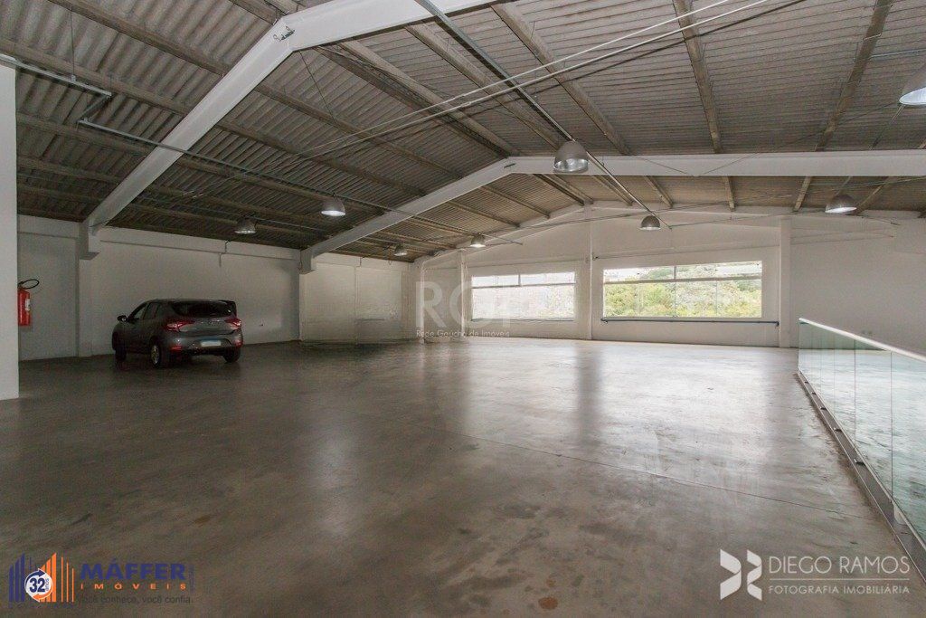 Prédio à venda 2236m² Avenida OTTO NIEMEYER, Tristeza, Porto Alegre.