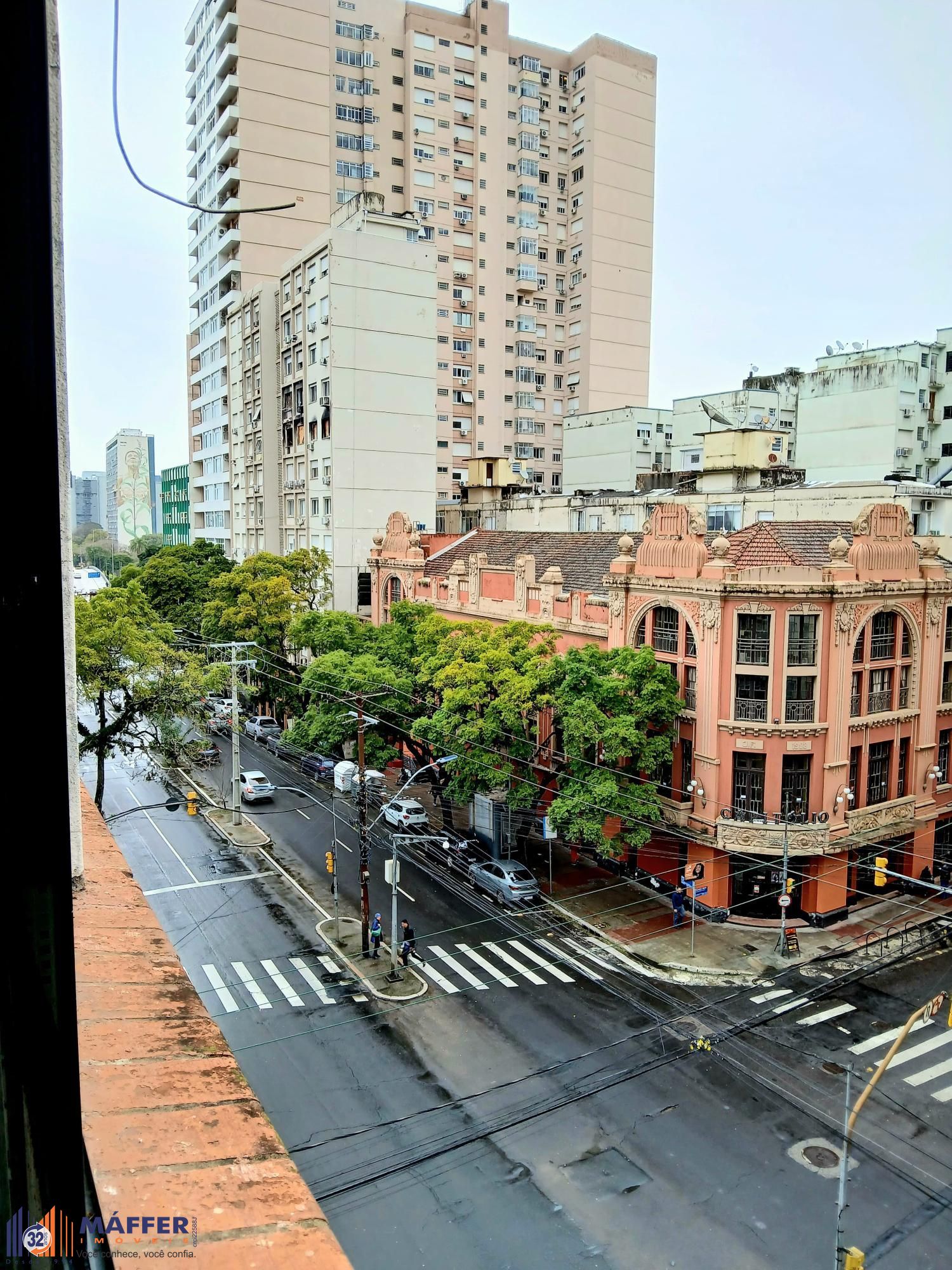 Apartamento de 2 Dormitórios no Centro Histórico.