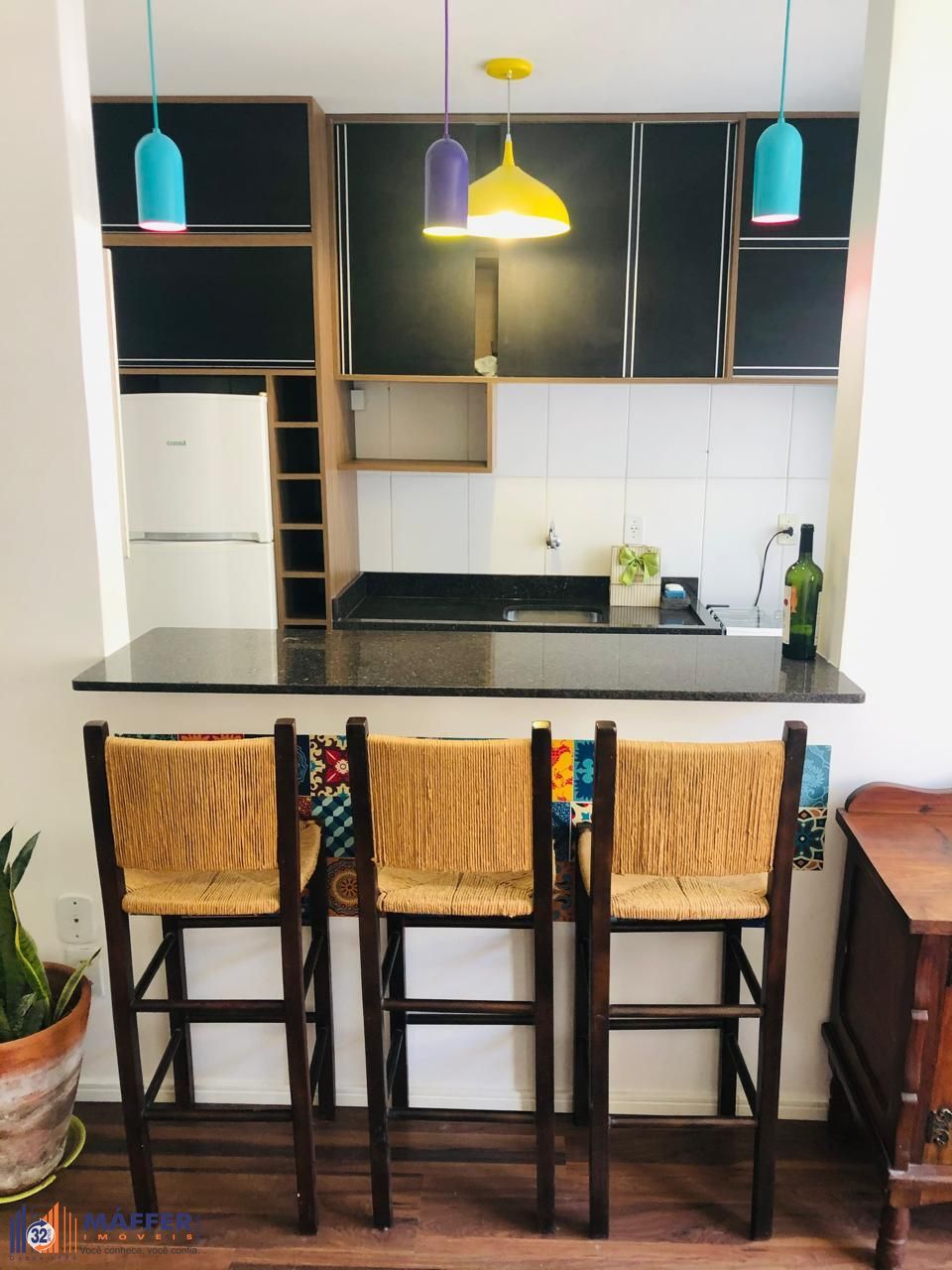 Aconchegante Apartamento de um dormitório com Lareira e Cozinha Integrada  próximo a ESPM