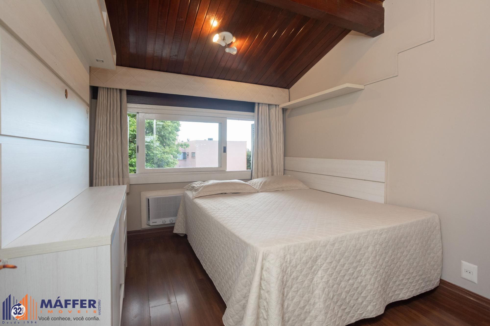 Casa, 4 quartos, 282 m² - Foto 30