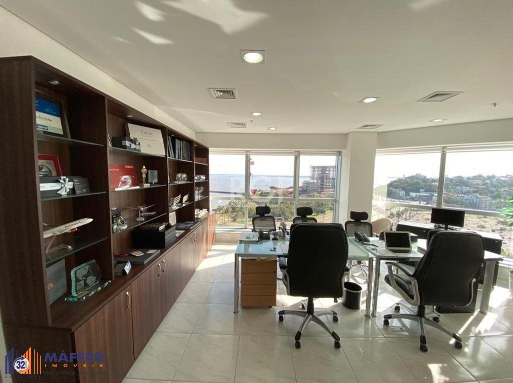 Salas Comerciais ,Imóvel MOBILIADO com 121m²