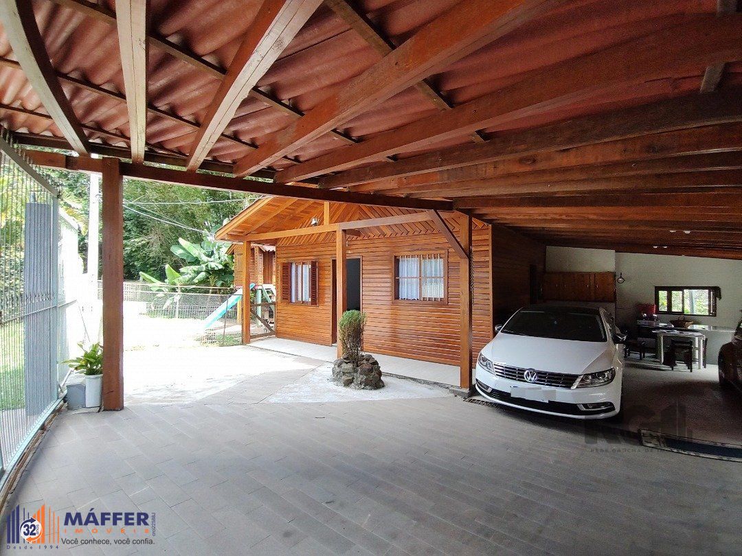 Casa térrea, 2 quartos, edícula com 2 quartos, pático, piscina - Bairro Cavalhado