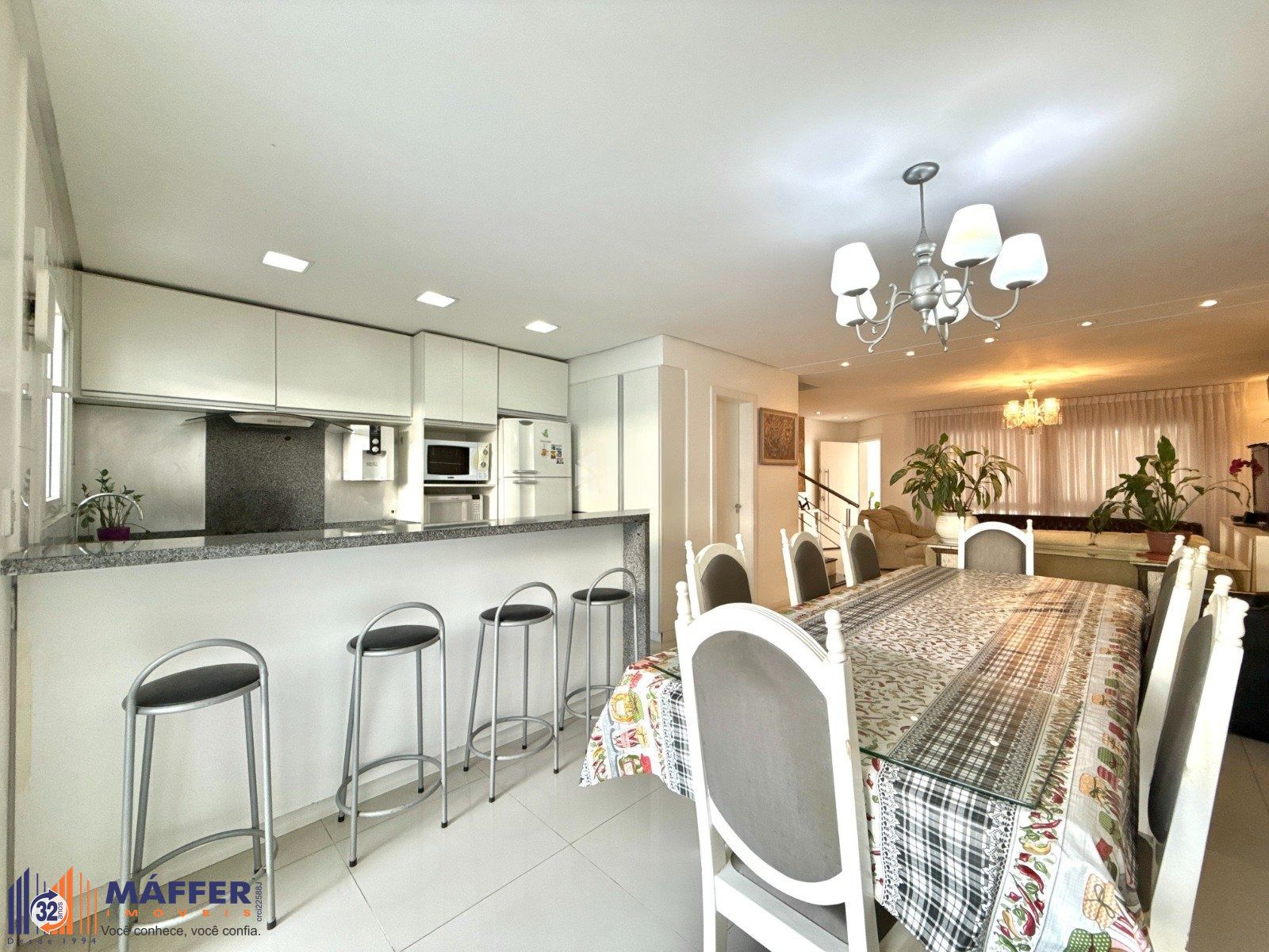 Casa, 3 quartos, 247 m² - Foto 5