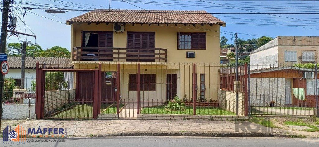 Casa 3 quartos à venda, 271m², Jardim Sabará - Porto Alegre