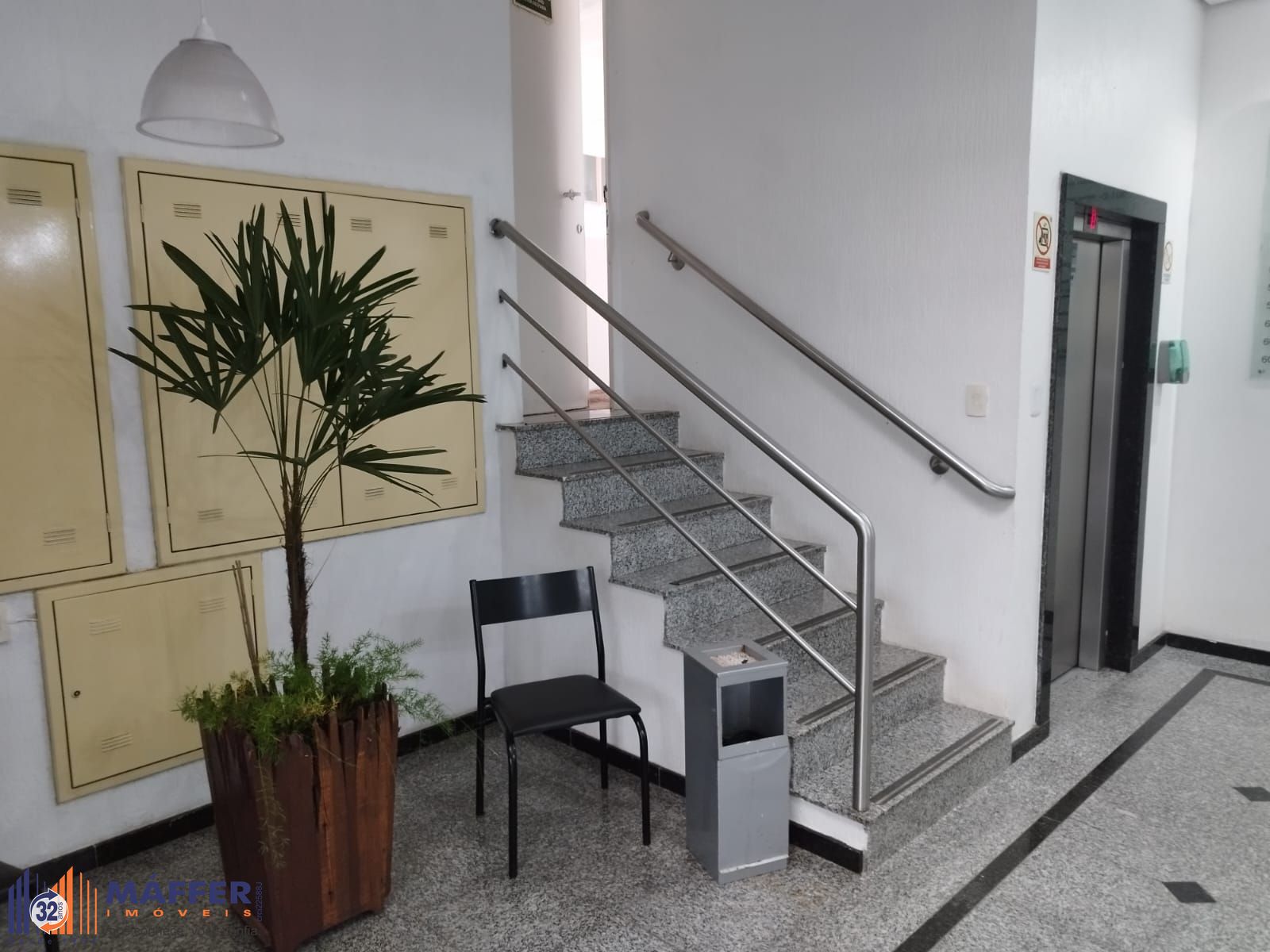 Sala Comercial, 1 sala, à venda, 29 m², Menino Deus - Porto Alegre — foto 4
