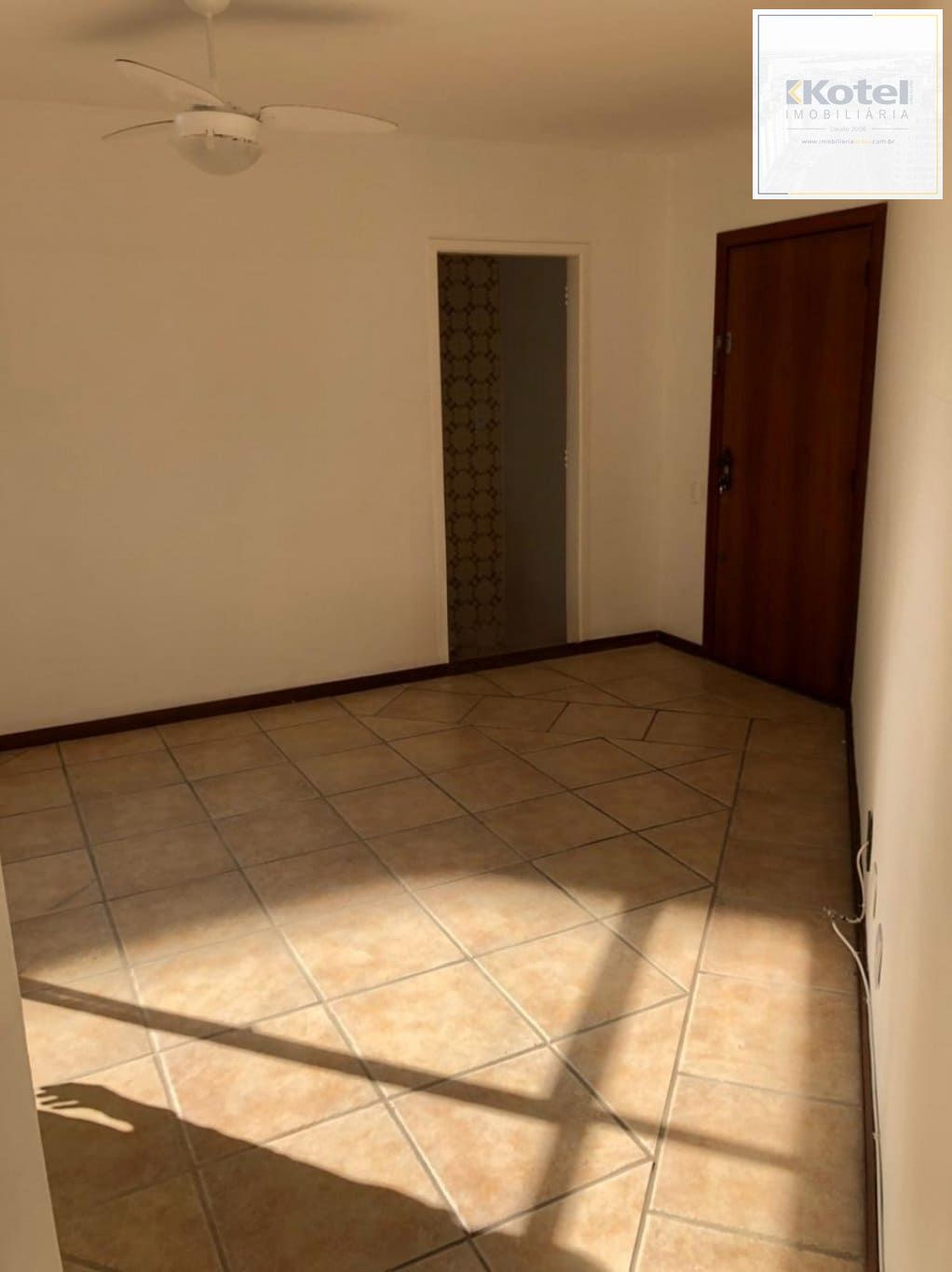 Apartamento de 1 dormitório à venda em Tristeza, Porto Alegre.
