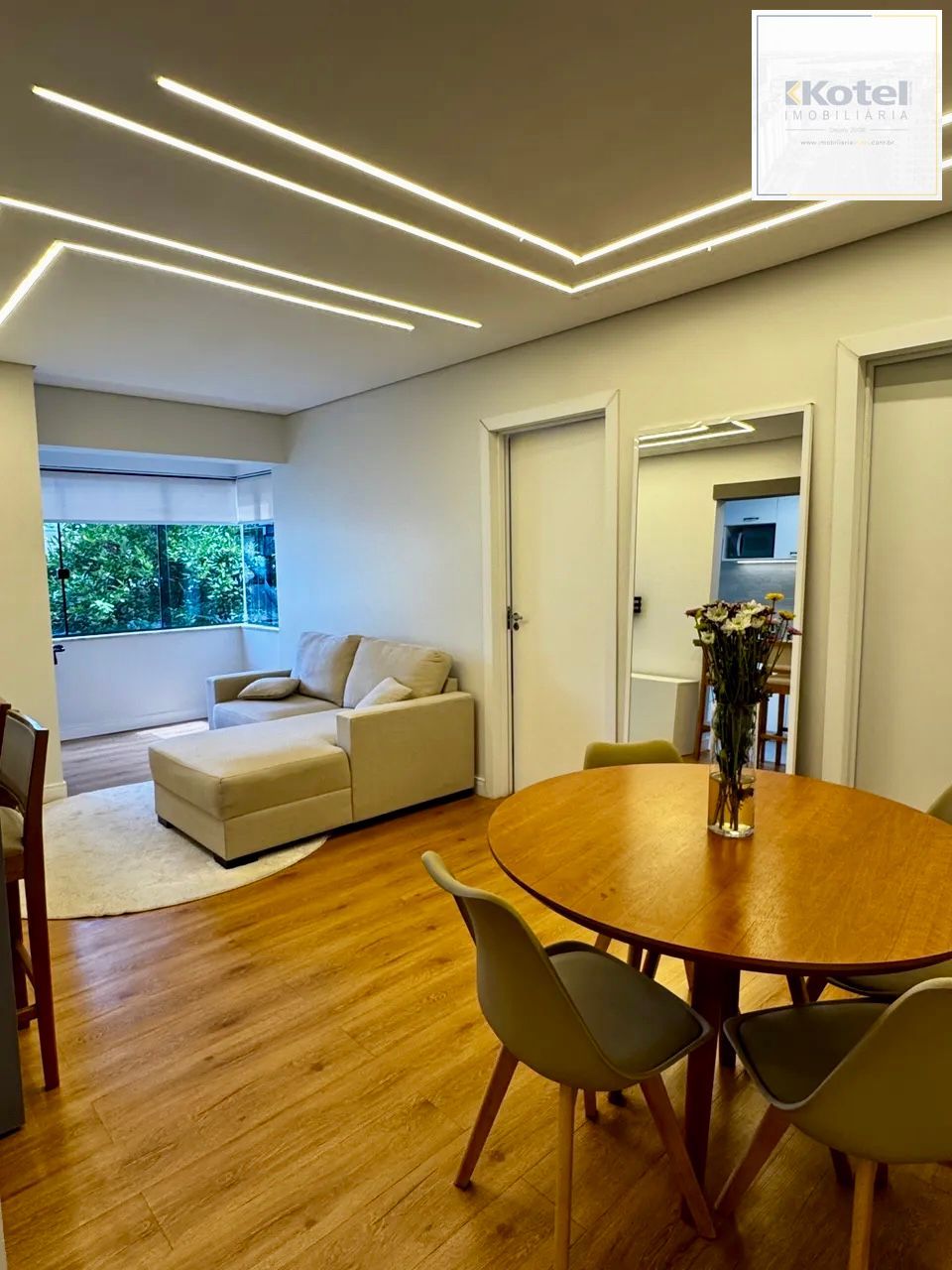 Apartamento Mobiliado à venda com 46m², 1 quarto e 1 vaga Bairro São João — foto 2