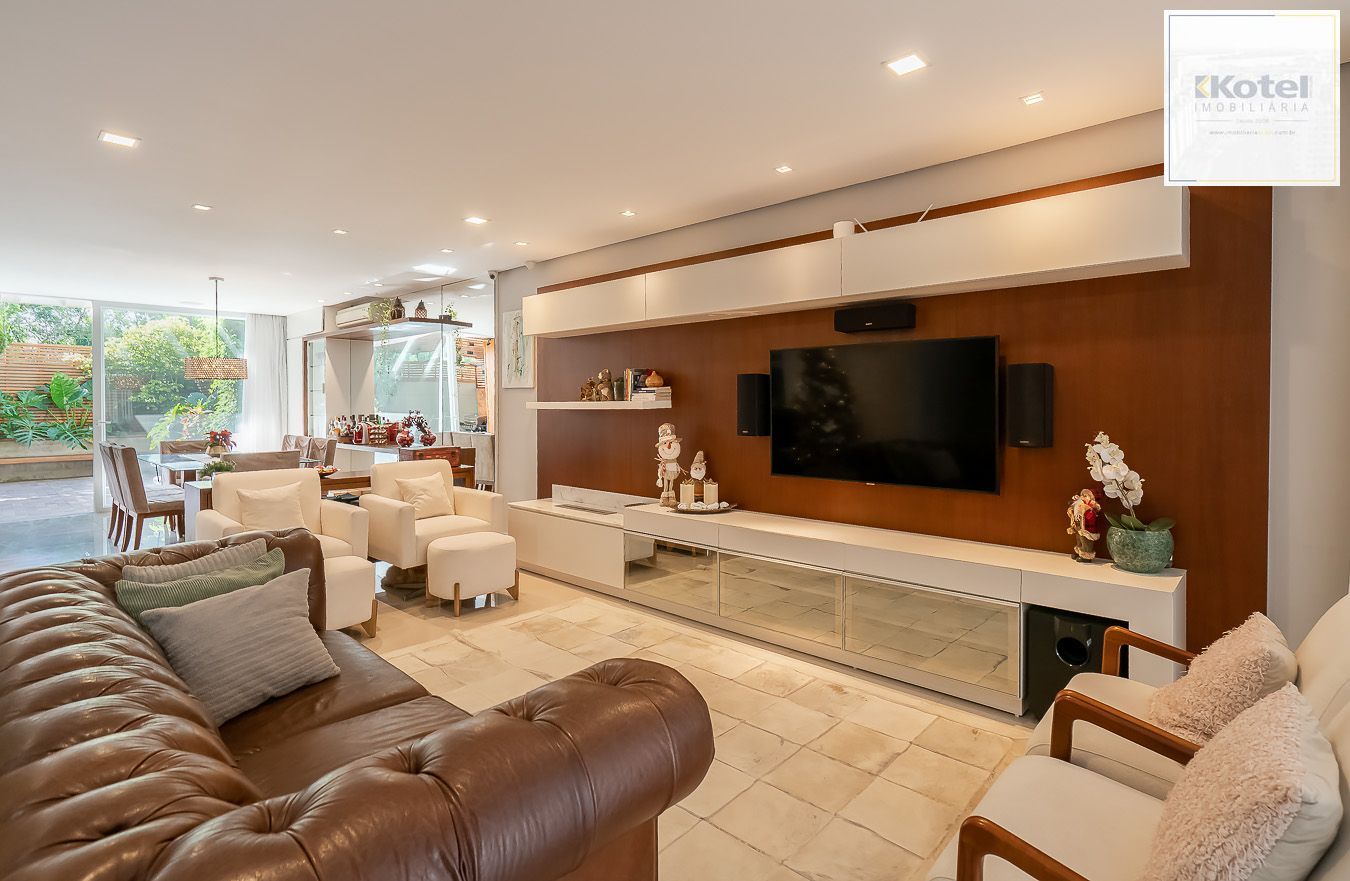Casa em Condomínio com 4 quartos e 275m² à venda em Sarandi, Porto Alegre. — foto 4