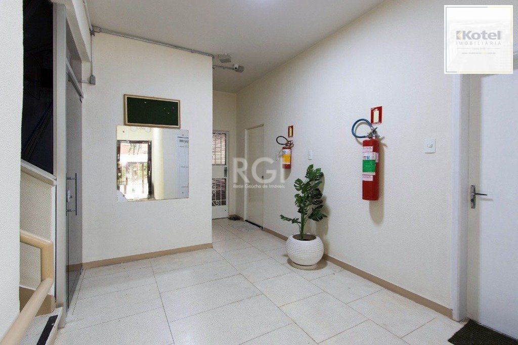 Apartamento para Venda - 101m², 3 dormitórios, 1 vaga - Menino Deus