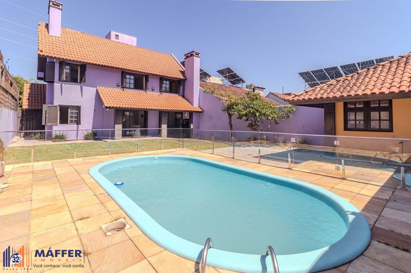 Casa com 3 quartos, vaga, piscina, Juncker e com patio no Jardim Planalto