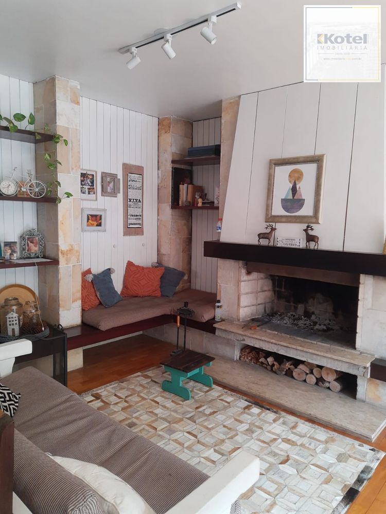 Casa 4 quartos à venda, 320m², Vila Assunção - Porto Alegre