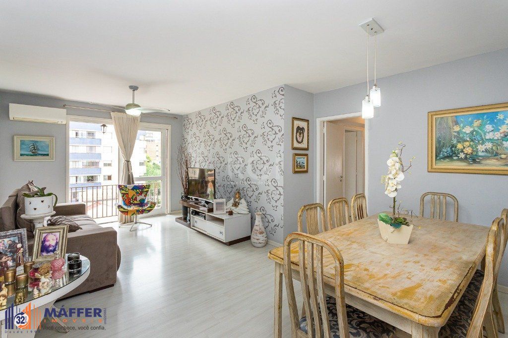 Apartamento de 03 dormitórios (01suíte), com vaga, no bairro São João, em Porto Alegre RS