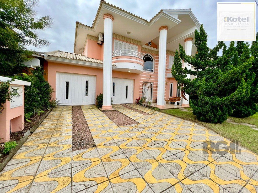 Magnífica casa  linda, 360m2  de  área  construída