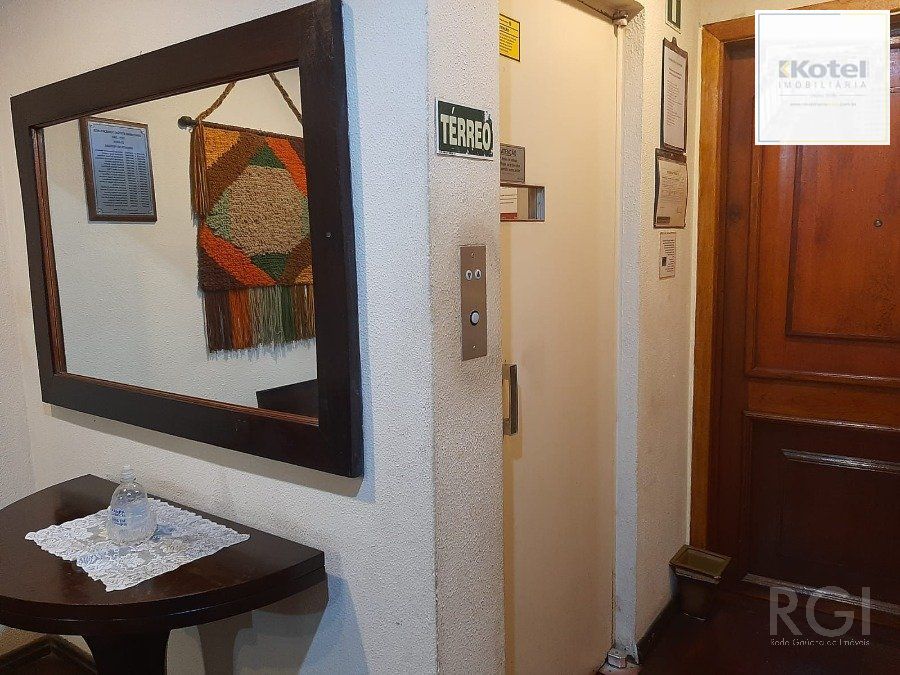 Apartamento para Venda - 103.92m², 3 dormitórios, sendo 1 suites, 1 vaga - Petrópolis — foto 3