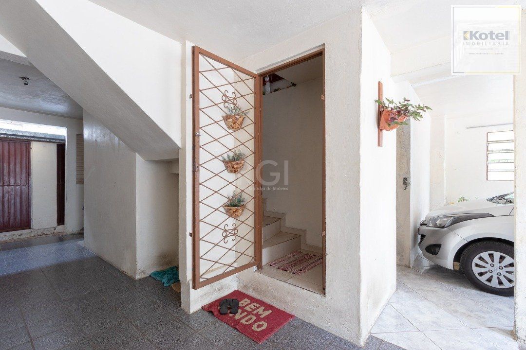 Casa para Venda - 161m², 3 dormitórios, 3 vagas - Nonoai — foto 4