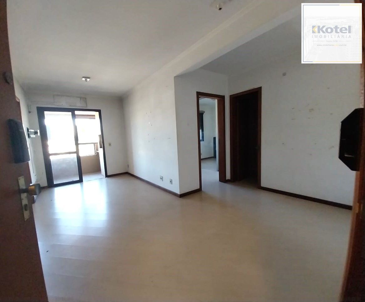 Apartamento com 1 dormitório, 1 vaga e 47m² à venda em Boa Vista, Porto