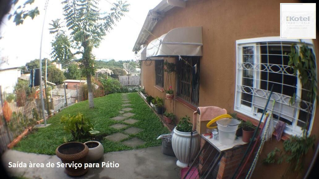 Ótima casa 3 dormitórios sendo 1 suíte e Salão de Festas