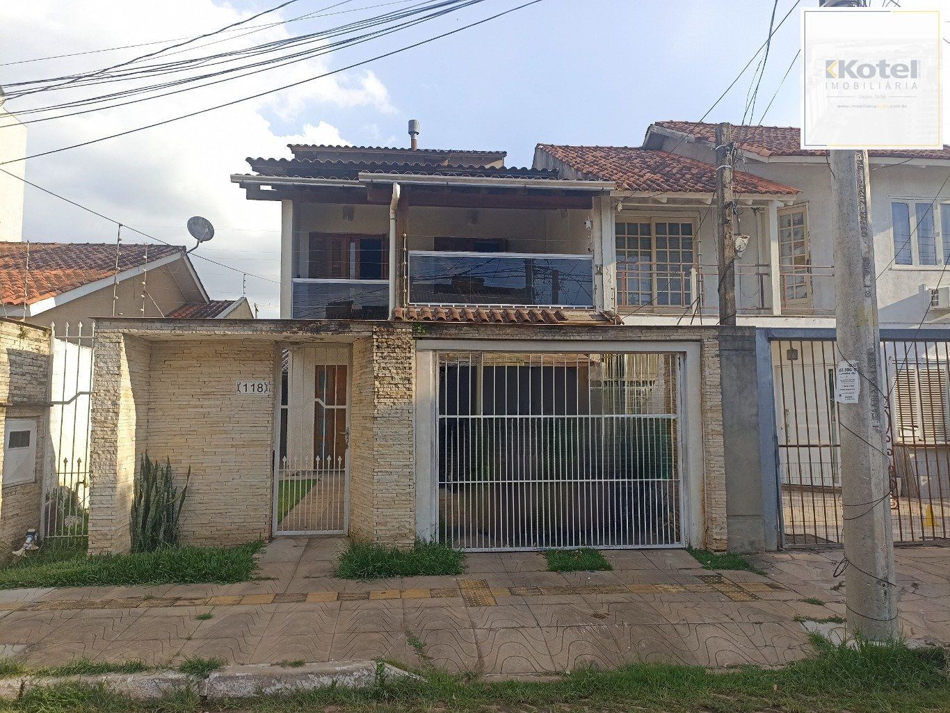 Casa de 3 dormitórios e 2 vagas de Garagem em Canoas.