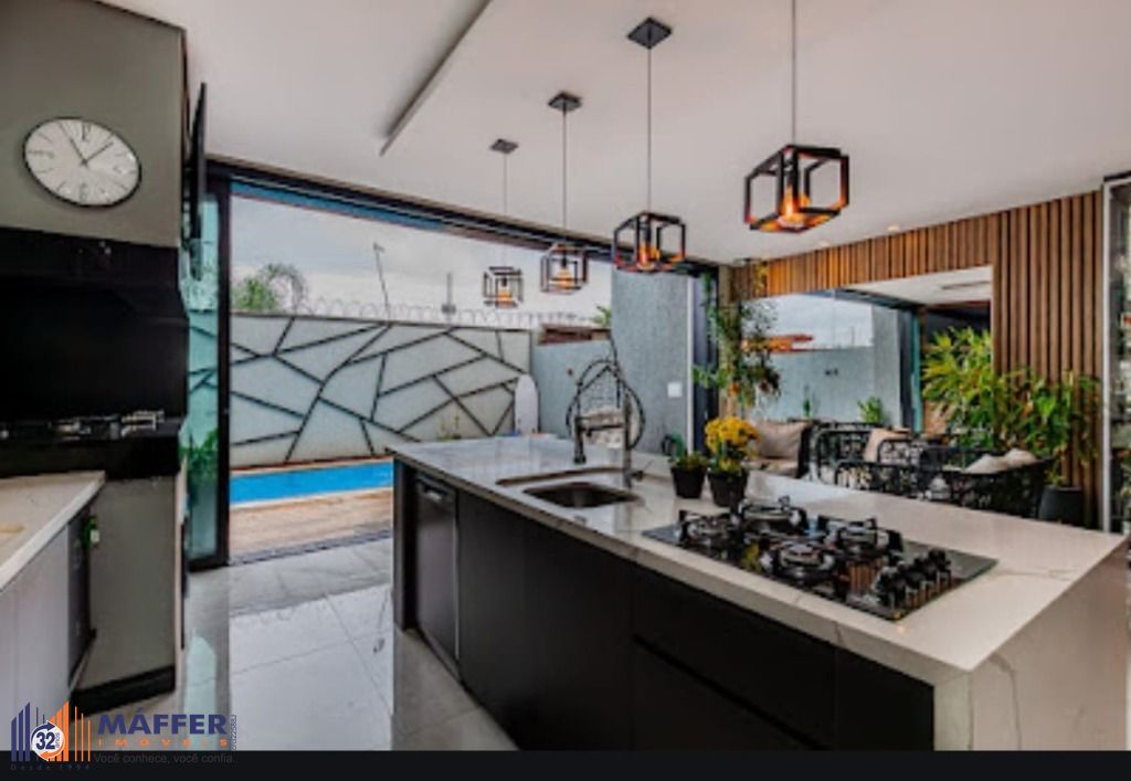 Casa, 3 quartos, 245 m² - Foto 32