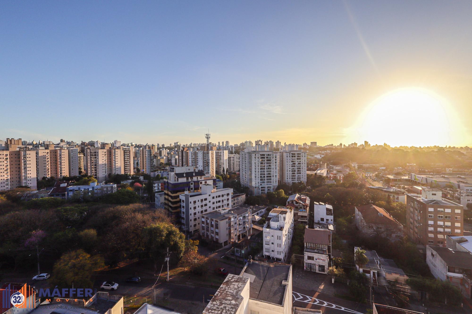 Apartamento, 4 quartos, à venda, 110 m², Passo da Areia - Porto Alegre — foto 2