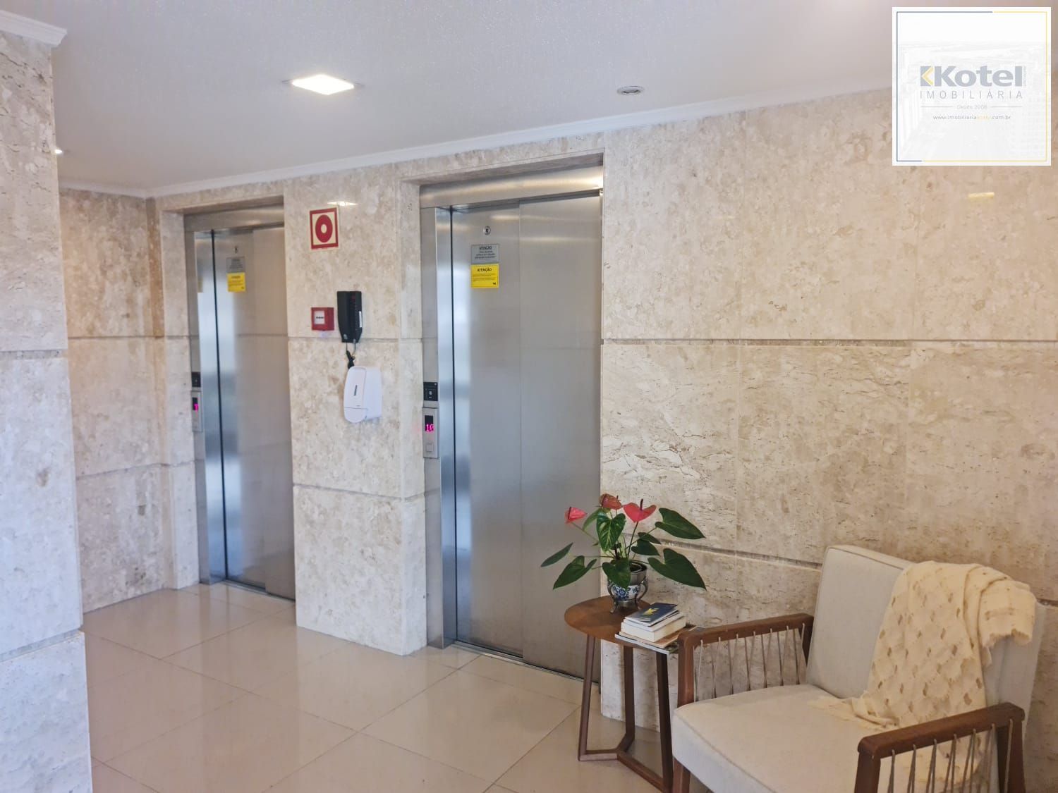Excelente apartamento 01 dorm com churrasqueira no Jardim Botanico — foto 4