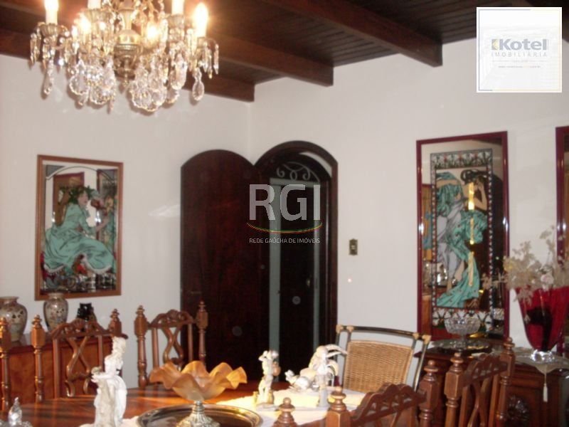 Casa para Venda - 200m², 4 dormitórios, sendo 1 suites, 4 vagas - Jardim Lindóia