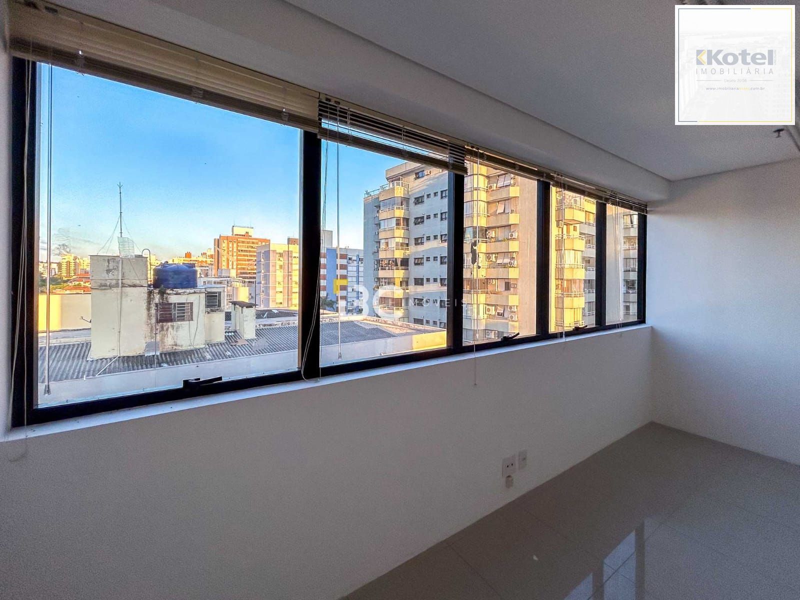 Sala Comercial 1 quartos à venda, 33m², Praia de Belas - Porto Alegre