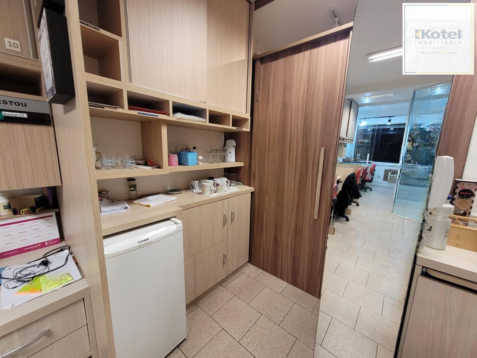 Sala Comercial 1 quartos à venda, 42m², Passo da Areia - Porto Alegre