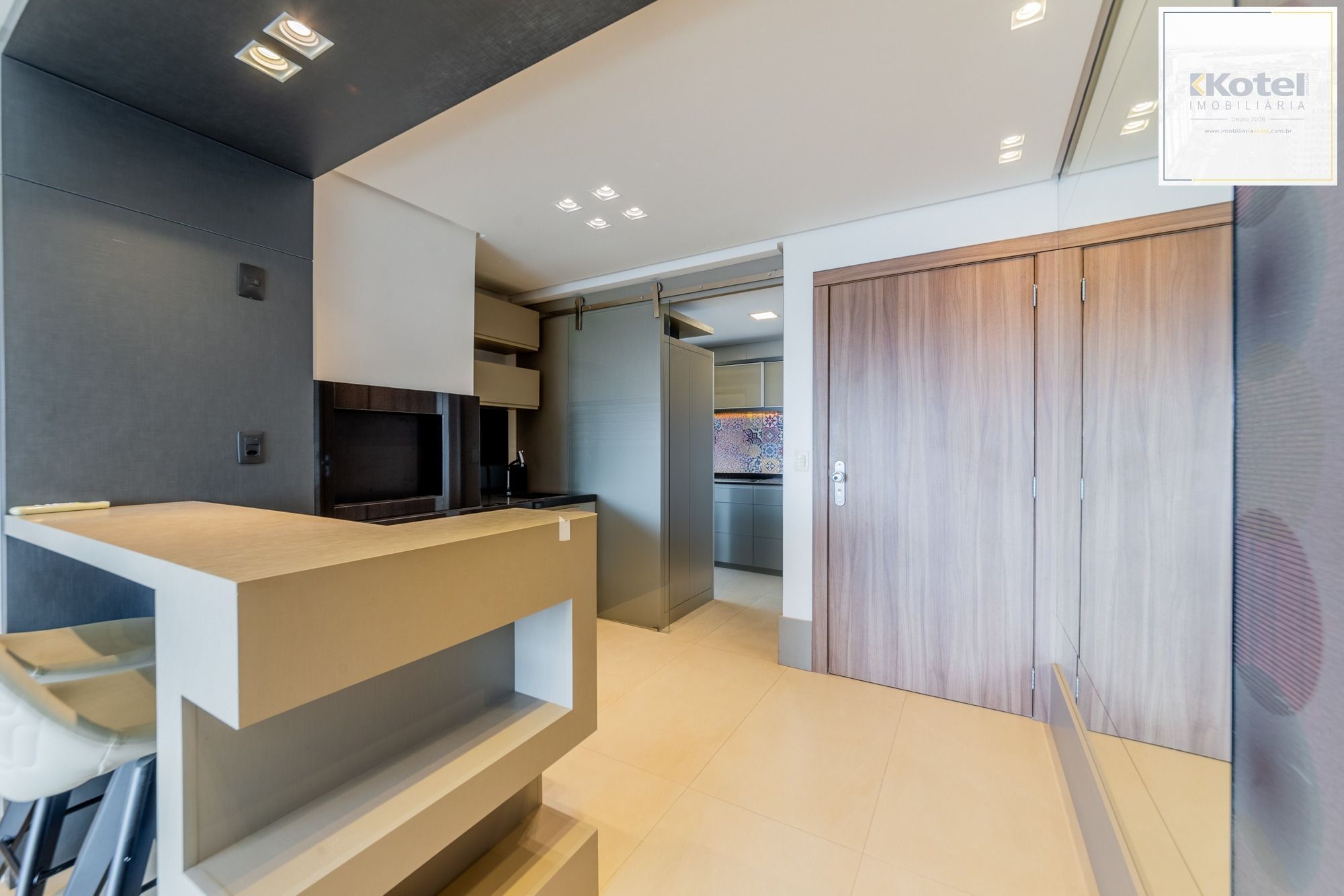 Apartamento semimobiliado, com 94m privativos, 2 suites e 3 vagas de garagem — foto 5