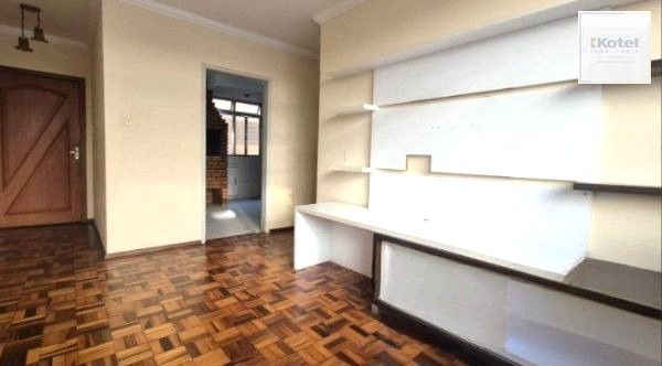 Apartamento no bairro Medianeira de 3 dormitórios DESOCUPADO — foto 3