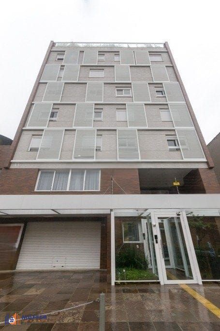 Apartamento de um quarto e uma vaga de garagem no bairro Santana em Porto Alegre