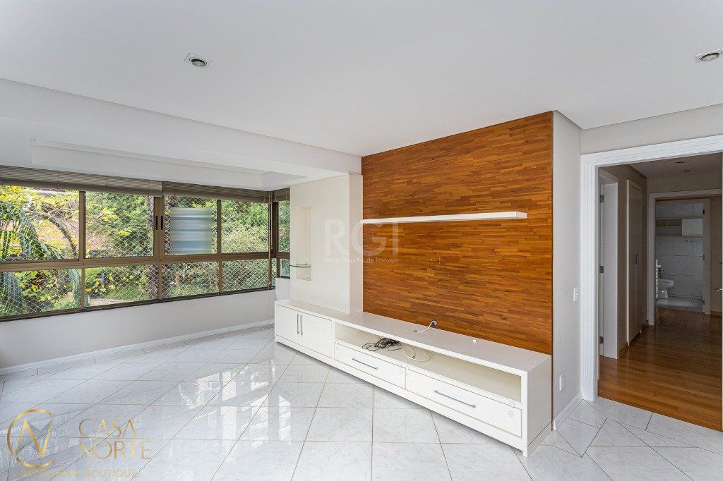 Apartamento à venda com 3 quartos, 141m², 1 suíte, 3 vagas, Rua Vitor Meireles no bairro Rio Branco em Porto Alegre