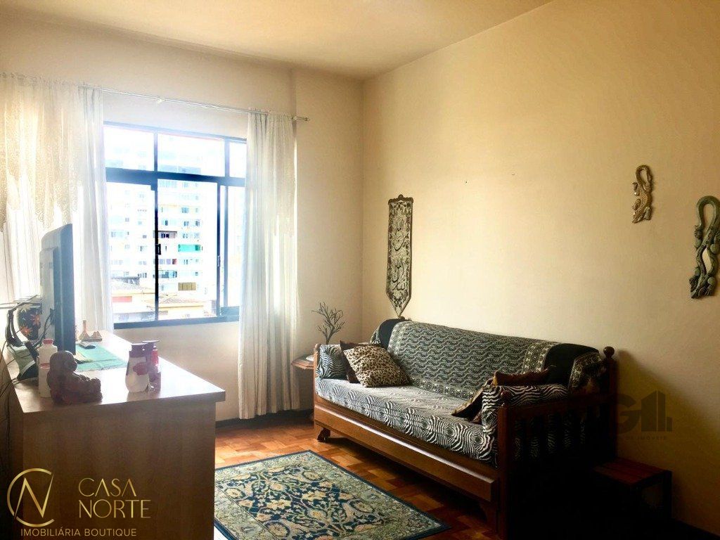 Apartamento à venda com 1 quarto, 52m², Avenida Alberto Bins no bairro Centro Histórico em Porto Alegre