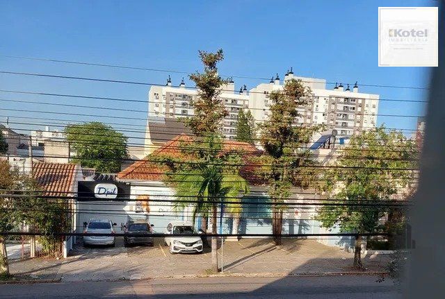 casa com 4 dormitórios no bairro Higienópolis — foto 3