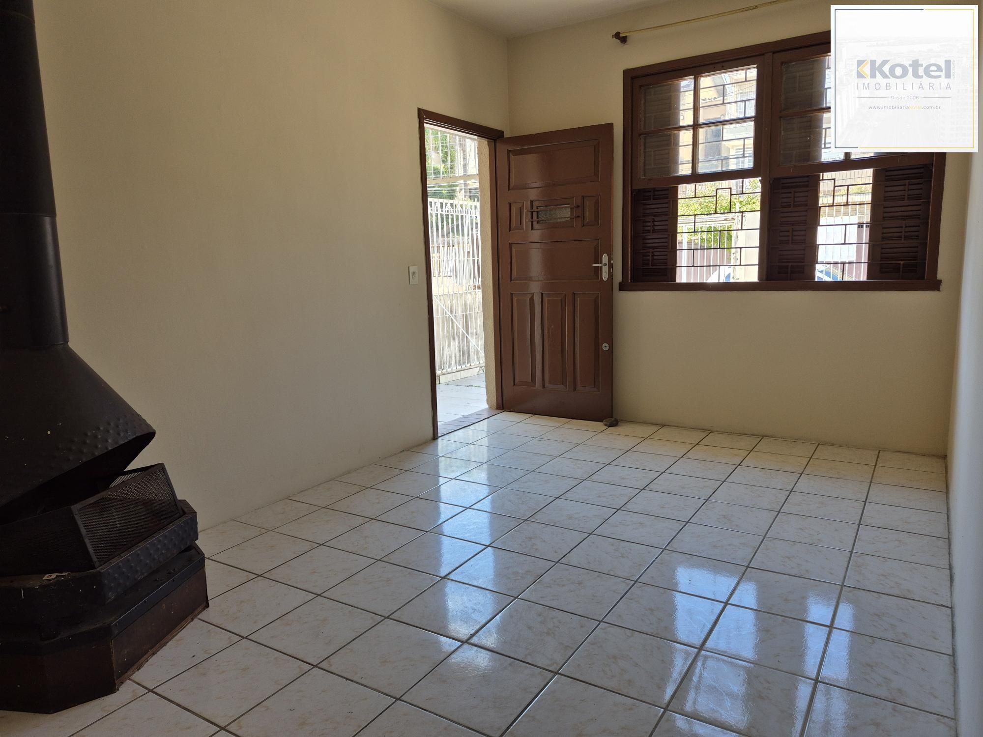 Casa Residencial de 4 Quartos com Piscina e Churrasqueira em Porto Alegre — foto 4