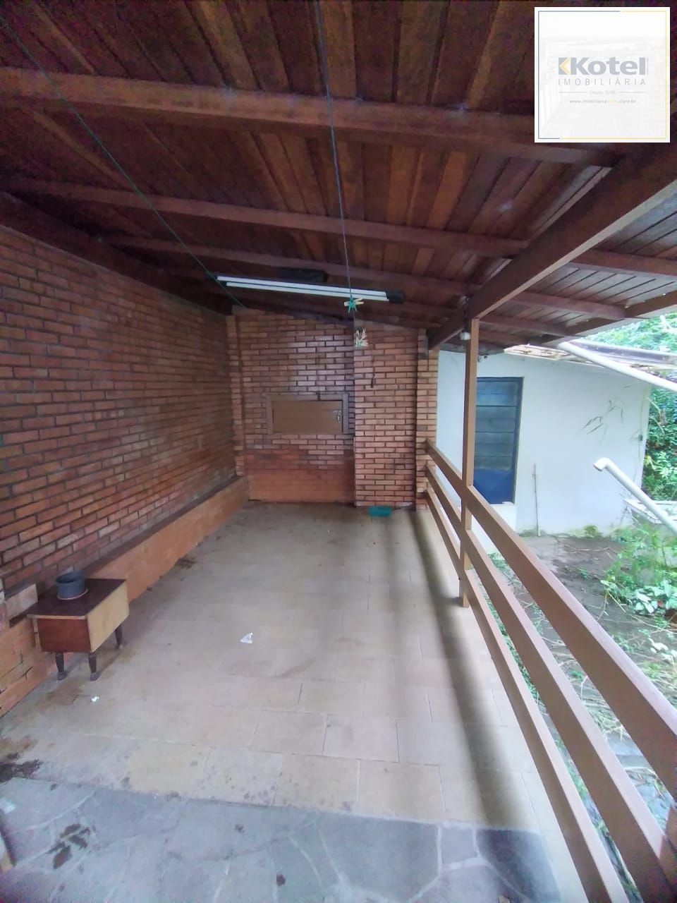Casa em Porto Alegre, no bairro Nonoai, com 3 dormitório(s), e 3 banheiros, à ve — foto 5