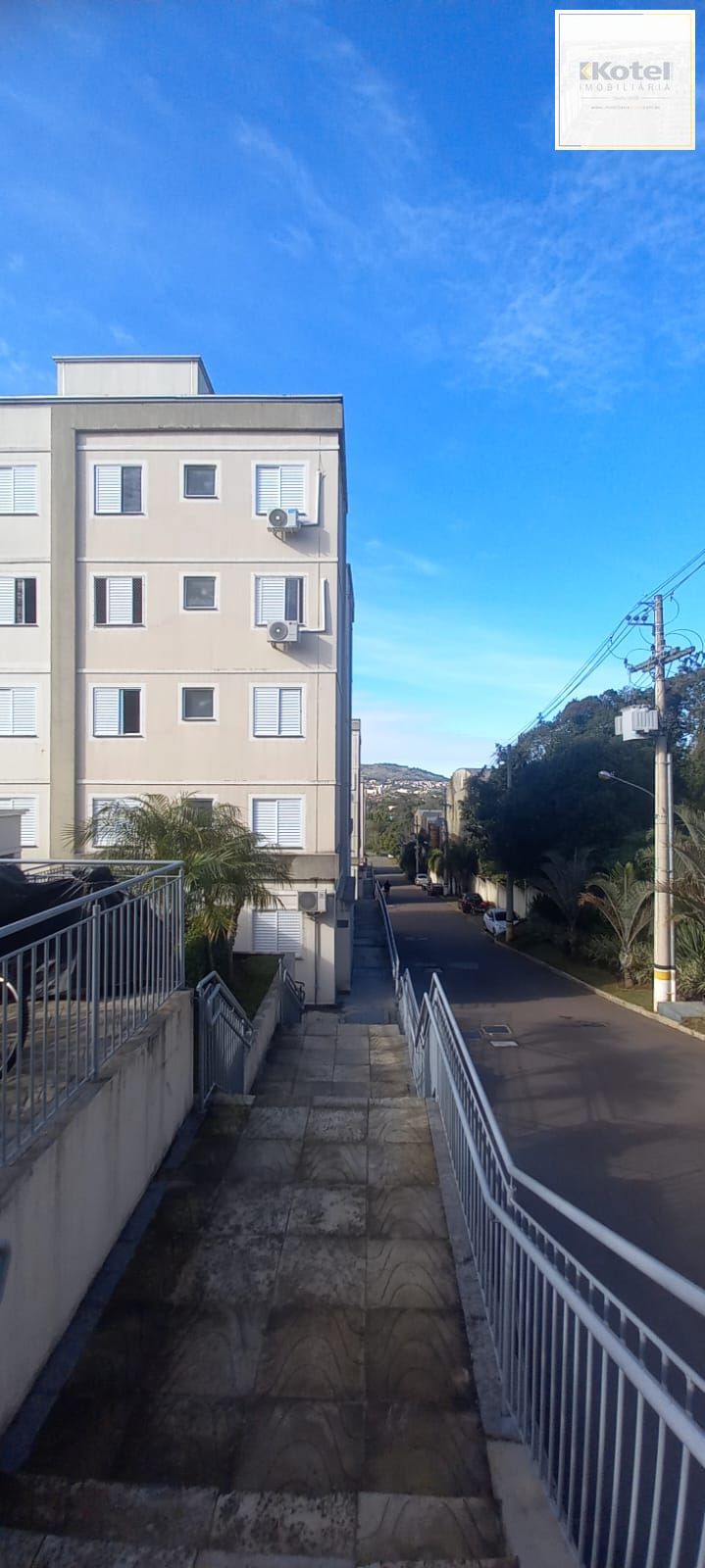 Apartamento a Venda 2 Dormitórios Semi Mobiliado Porto Alegre/RS
