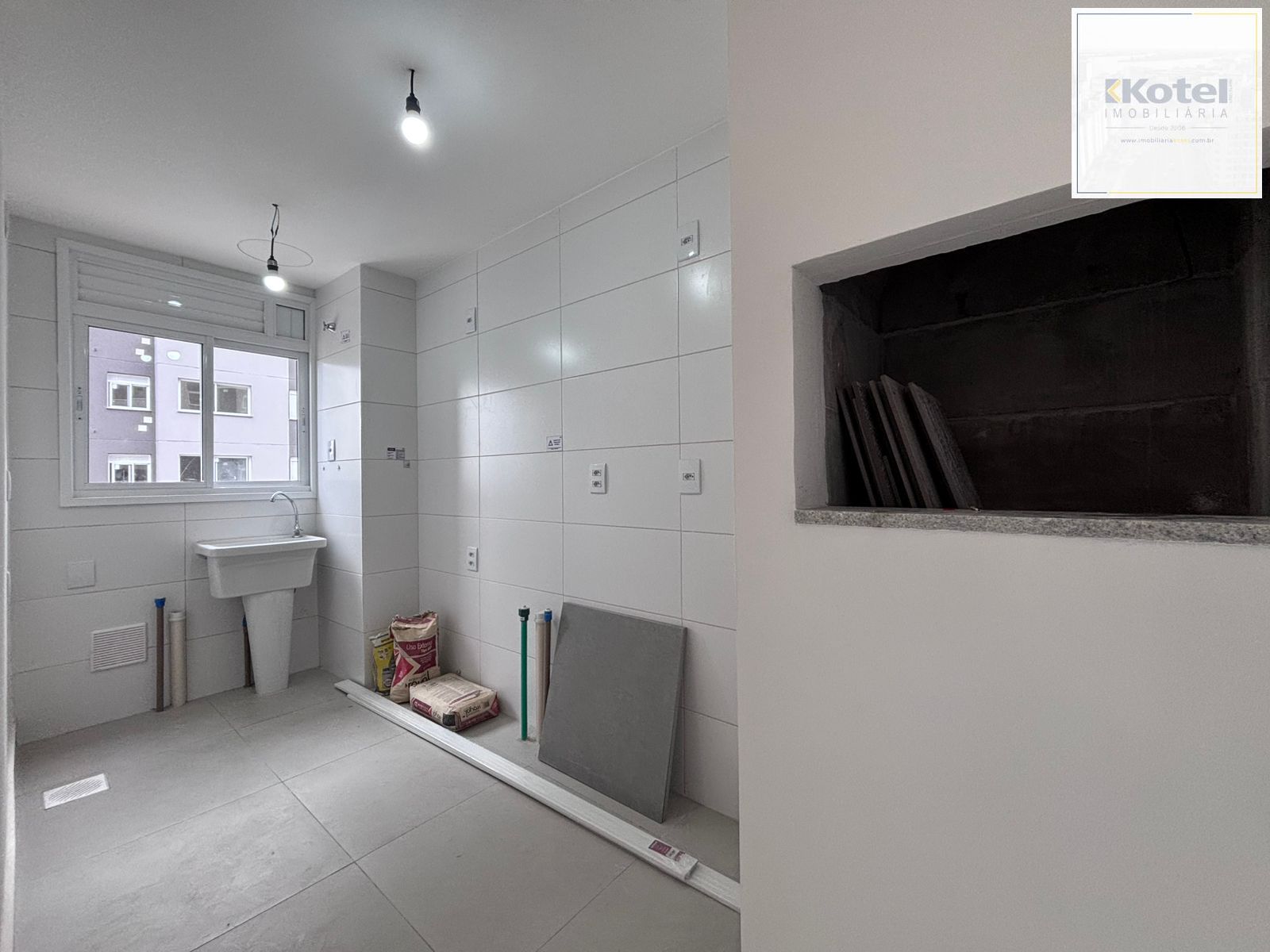 Apartamento de 2 quartos, suíte, elevador e 1vaga no bairro Jardim Sabará — foto 3