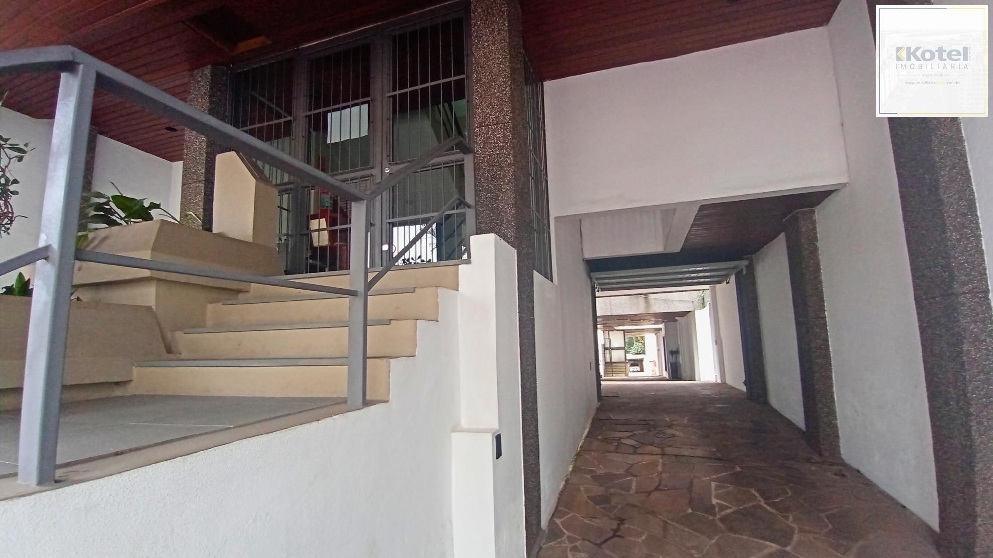 Sala comercial com vaga dupla, ao lado do Hospital Moinhos de Vento